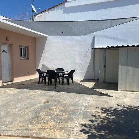 Olive Hill Apartment Karpofora Екстериор снимка