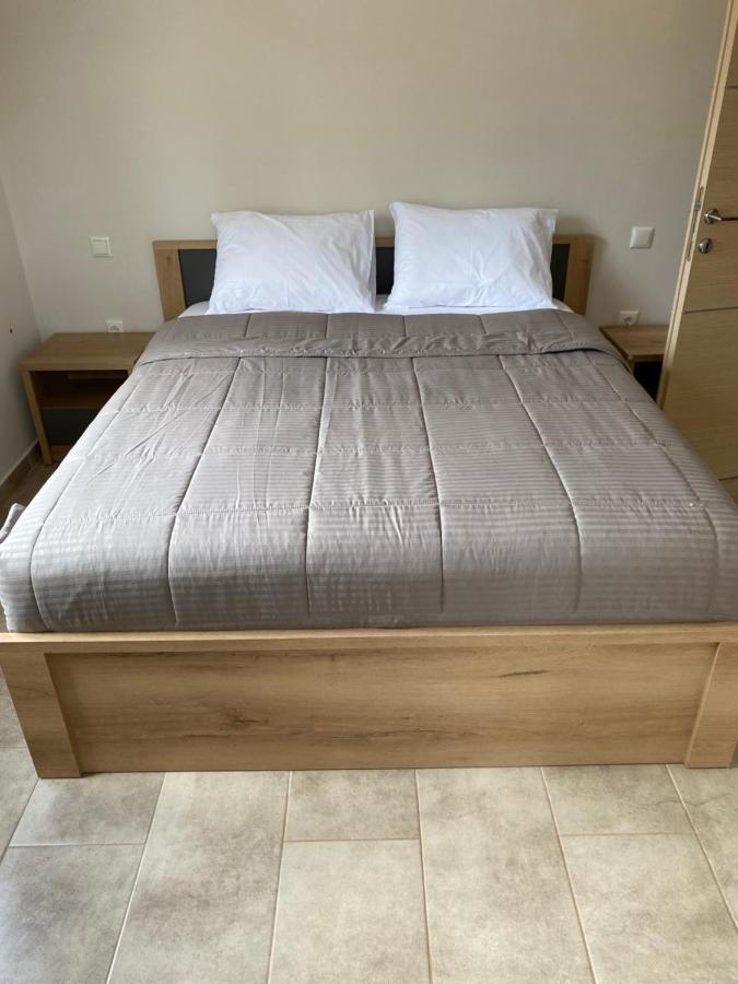 Olive Hill Apartment Karpofora Екстериор снимка